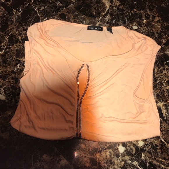 Peach sequin front keyhole stretch blouse. Size M - Picture 5 of 5